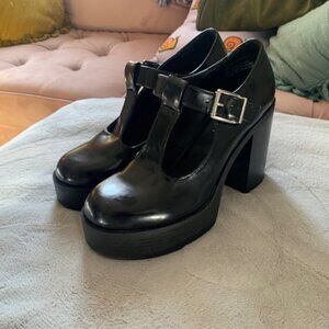 Madden Girl Platform Black Patent Mary Janes Size 9